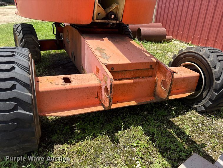 image for item EU0696 2007 JLG 400S boom lift