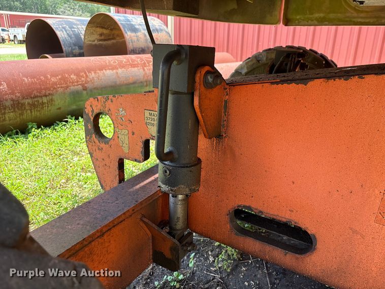 image for item EU0696 2007 JLG 400S boom lift