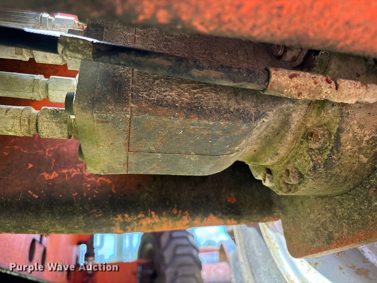 image for item EU0696 2007 JLG 400S boom lift