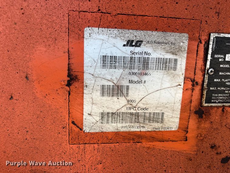 image for item EU0696 2007 JLG 400S boom lift
