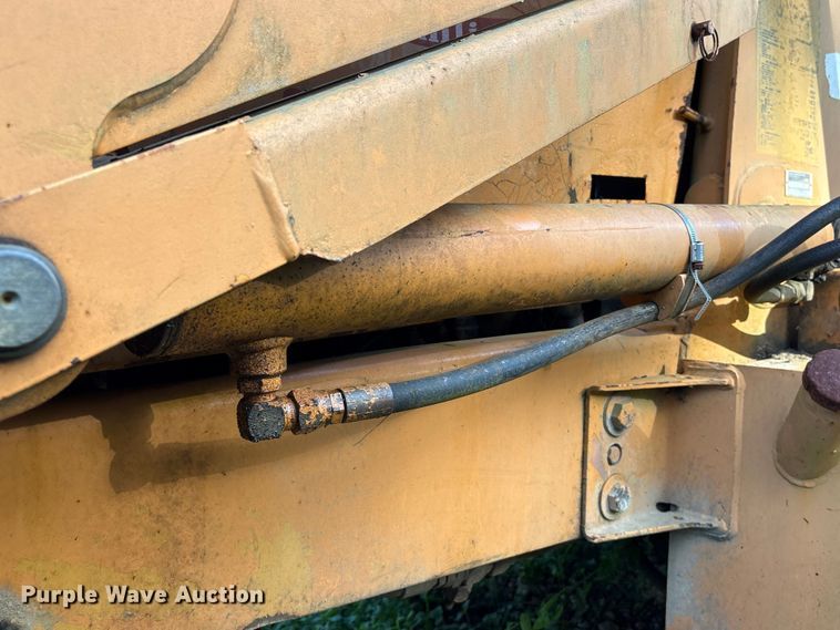 image for item EU0697 1999 Case 580L Series II backhoe