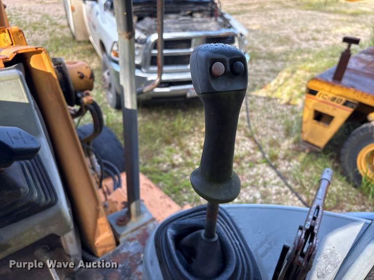 image for item EU0697 1999 Case 580L Series II backhoe