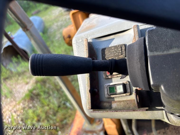 image for item EU0697 1999 Case 580L Series II backhoe