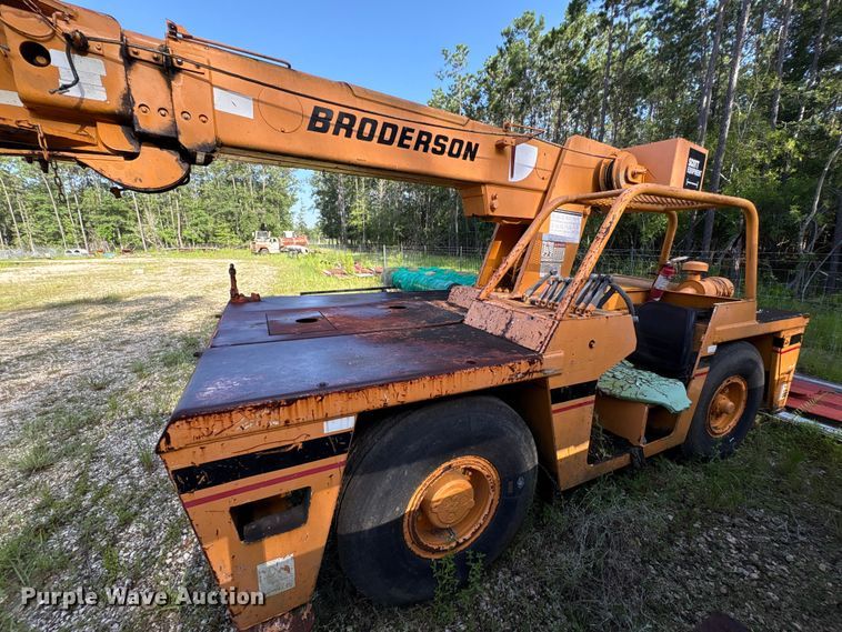 image for item EU0705 Broderson IC-80-1F crane