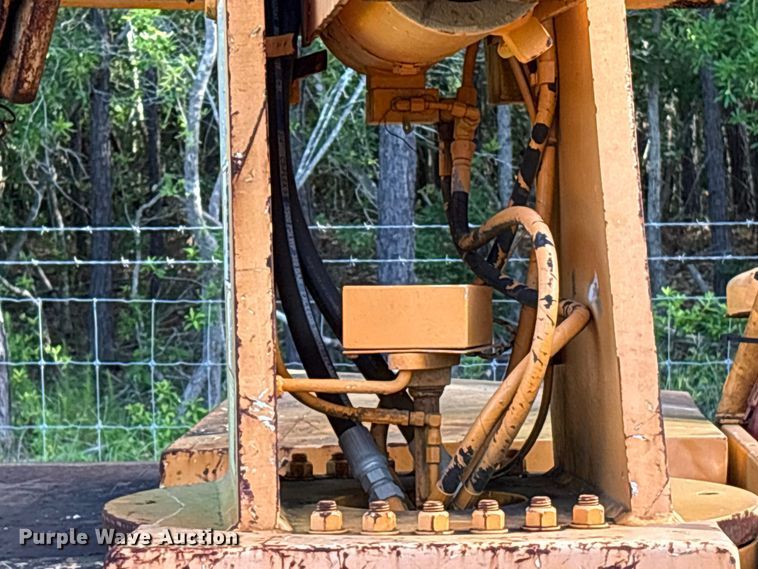image for item EU0705 Broderson IC-80-1F crane