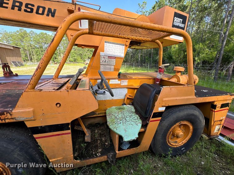 image for item EU0705 Broderson IC-80-1F crane