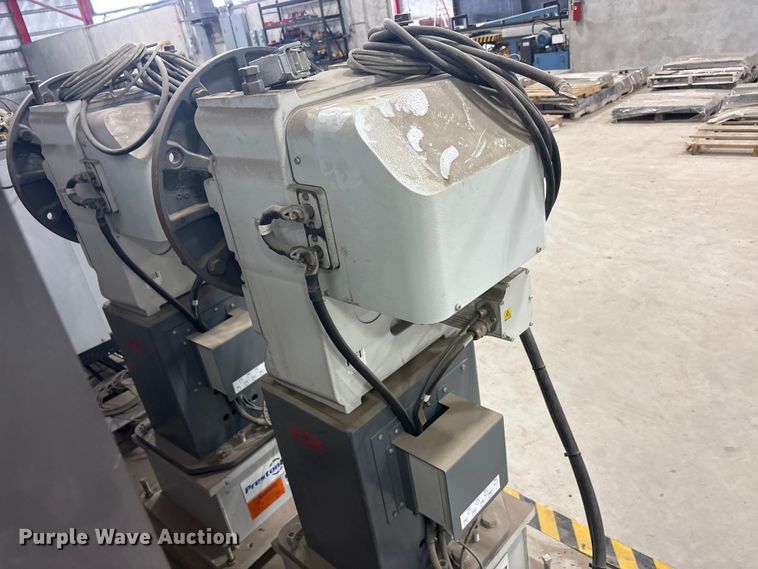 image for item EU5733 2021 Preston Eastin MTU35-77m-1C robotic welder