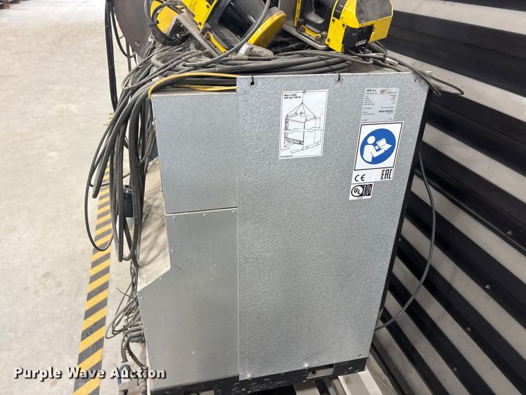 image for item EU5733 2021 Preston Eastin MTU35-77m-1C robotic welder