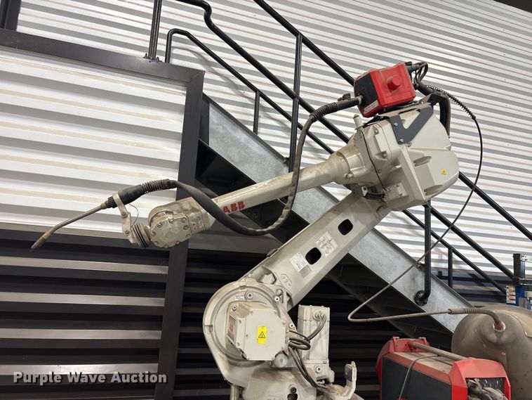 image for item EU5733 2021 Preston Eastin MTU35-77m-1C robotic welder