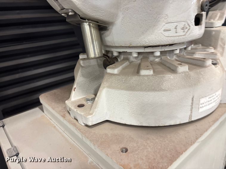 image for item EU5733 2021 Preston Eastin MTU35-77m-1C robotic welder