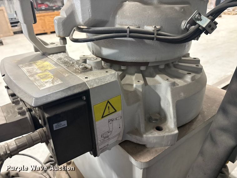 image for item EU5733 2021 Preston Eastin MTU35-77m-1C robotic welder