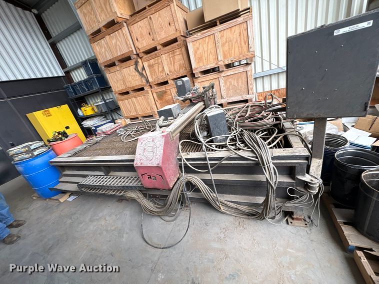 image for item EU5739 CS cutting systems plasma cutting table