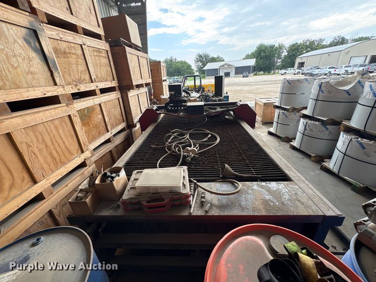 image for item EU5739 CS cutting systems plasma cutting table