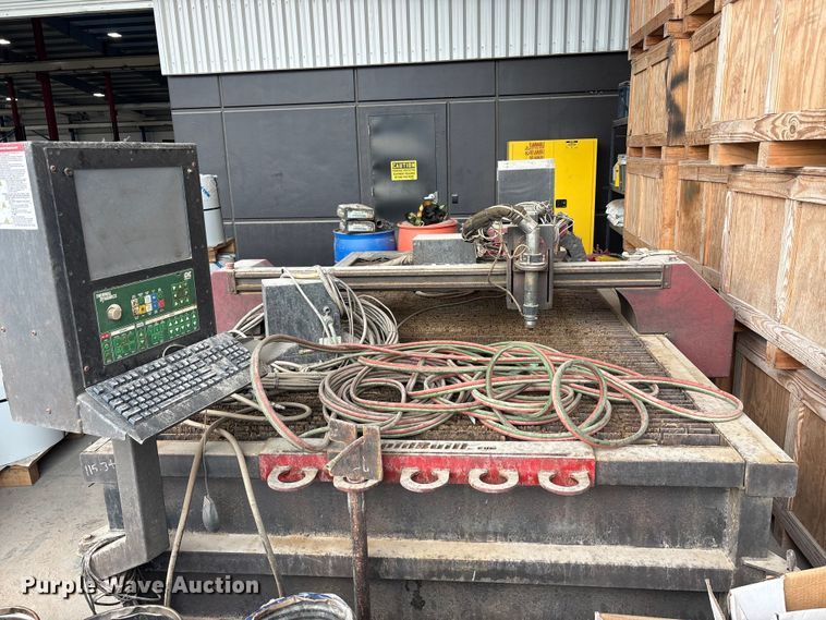 image for item EU5739 CS cutting systems plasma cutting table