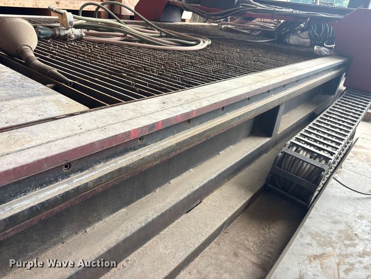 image for item EU5739 CS cutting systems plasma cutting table