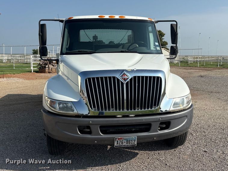image for item EU5741 2005 International 4300 utility / service truck