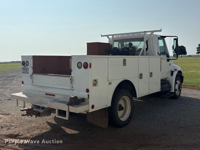 image for item EU5741 2005 International 4300 utility / service truck