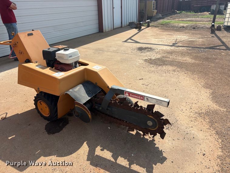 image for item EU5742 2001 Case 60 trencher