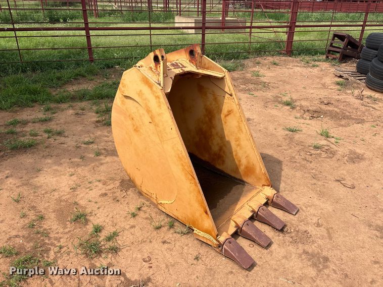 image for item EU5747 Excavator bucket