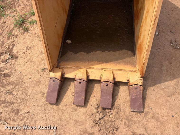image for item EU5747 Excavator bucket