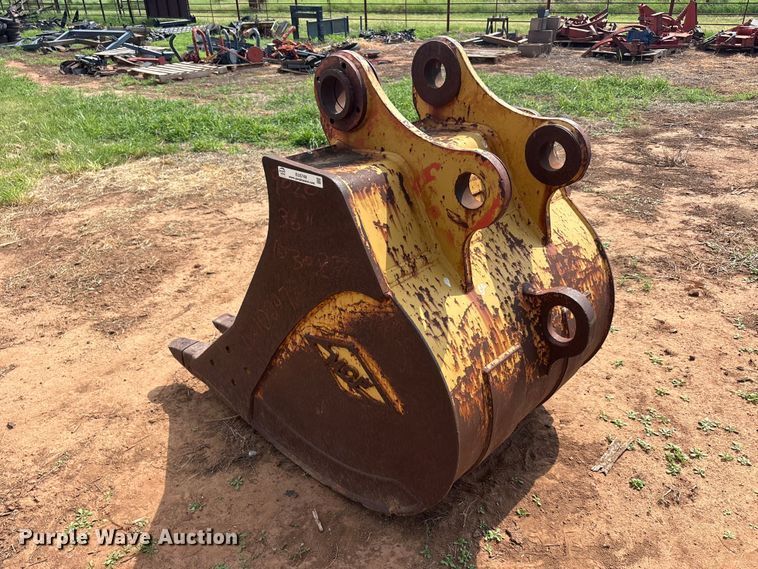image for item EU5748 Excavator bucket