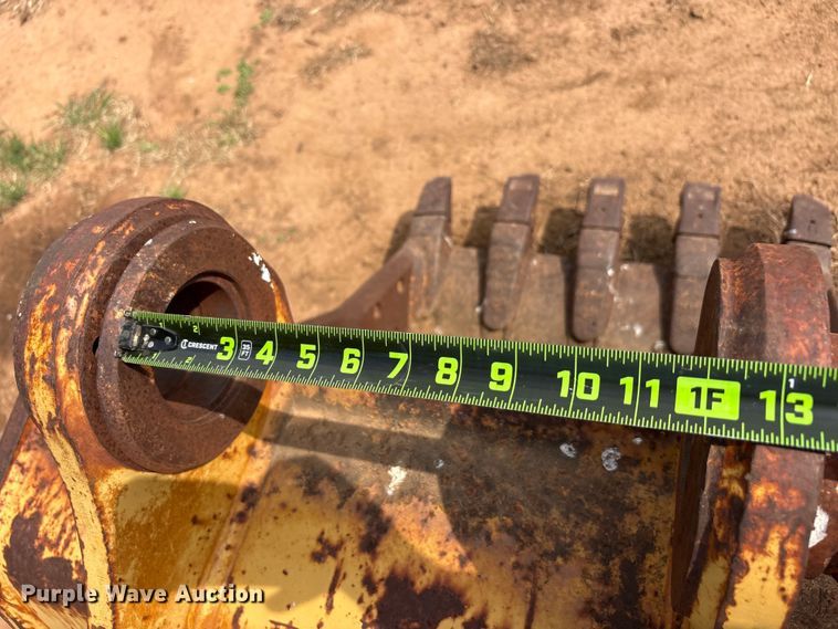 image for item EU5748 Excavator bucket
