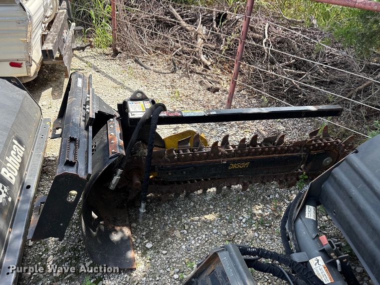 image for item EU5756 Digga BFT2-000001 skid steer trencher