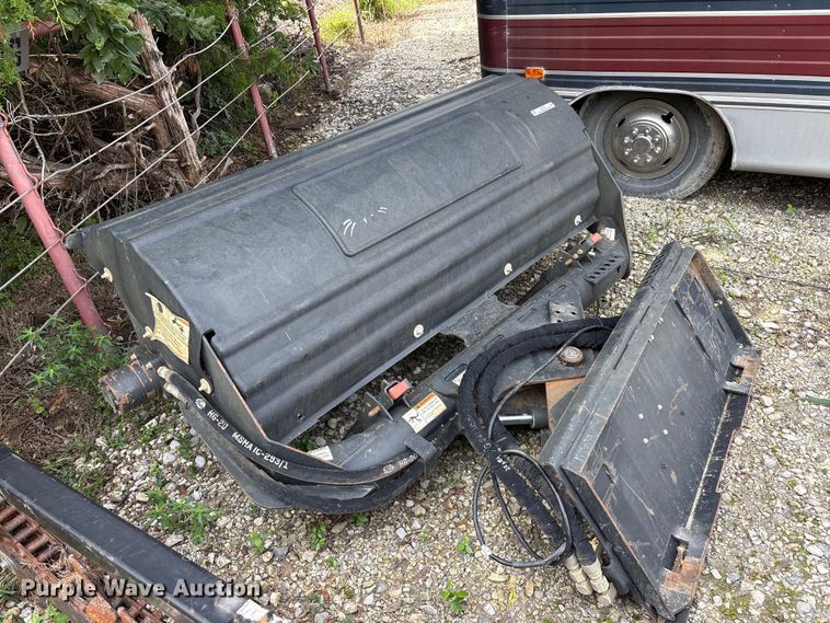 image for item EU5757 2026 Bobcat 68 angle broom skid steer broom