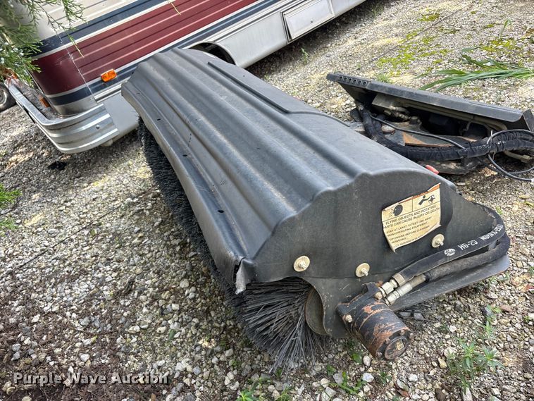image for item EU5757 2026 Bobcat 68 angle broom skid steer broom