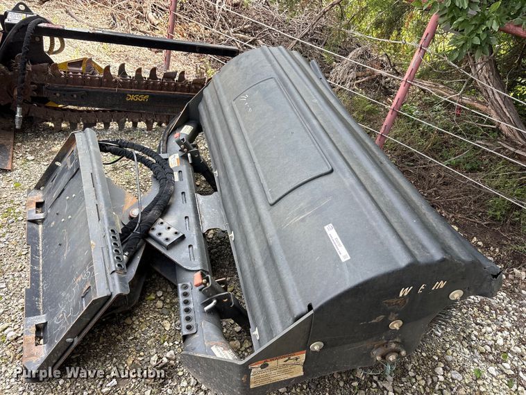 image for item EU5757 2026 Bobcat 68 angle broom skid steer broom
