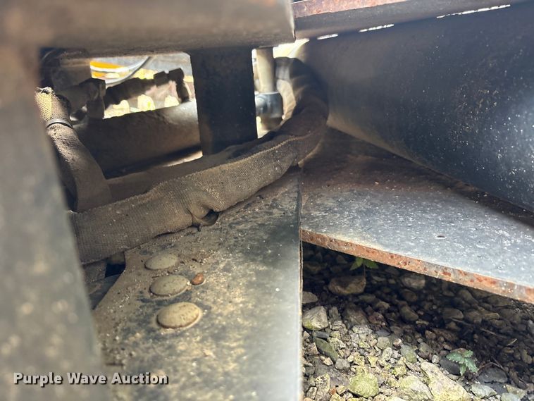 image for item EU5757 2026 Bobcat 68 angle broom skid steer broom