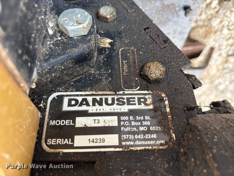 image for item EU5760 Danuser T3 skid steer post driver