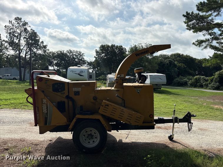image for item EU5763 2013 Vermeer BC1000XL wood chipper