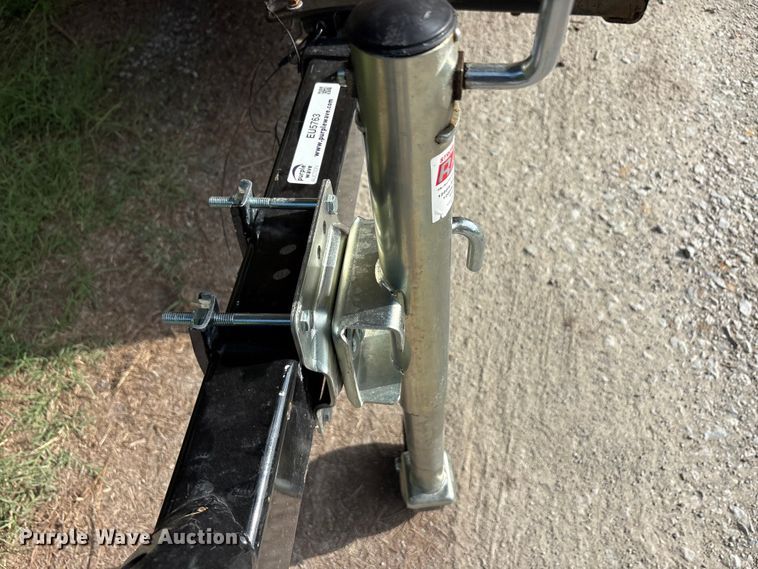 image for item EU5763 2013 Vermeer BC1000XL wood chipper