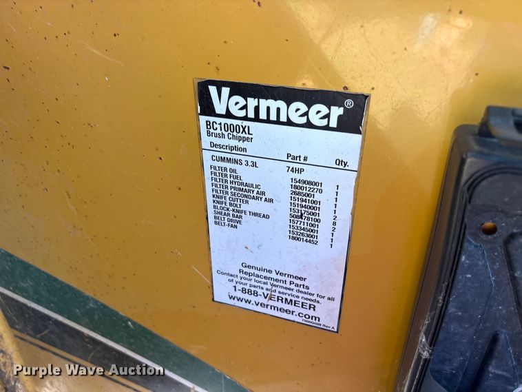 image for item EU5763 2013 Vermeer BC1000XL wood chipper