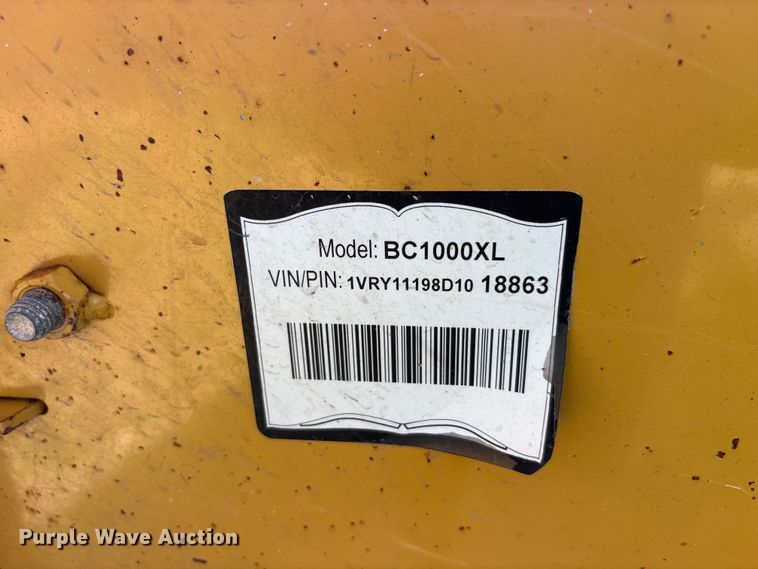 image for item EU5763 2013 Vermeer BC1000XL wood chipper