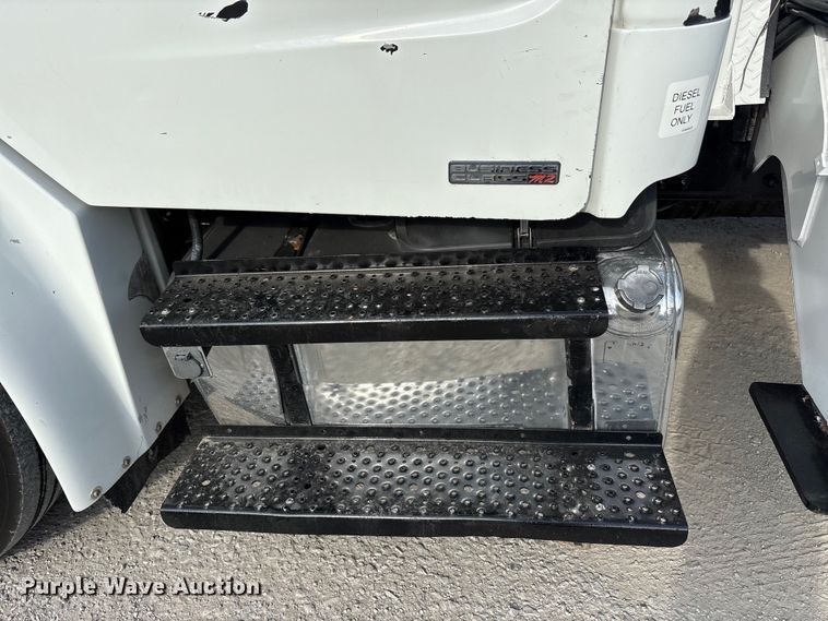 image for item EU5764 2010 Freightliner M2 forestry bucket truck