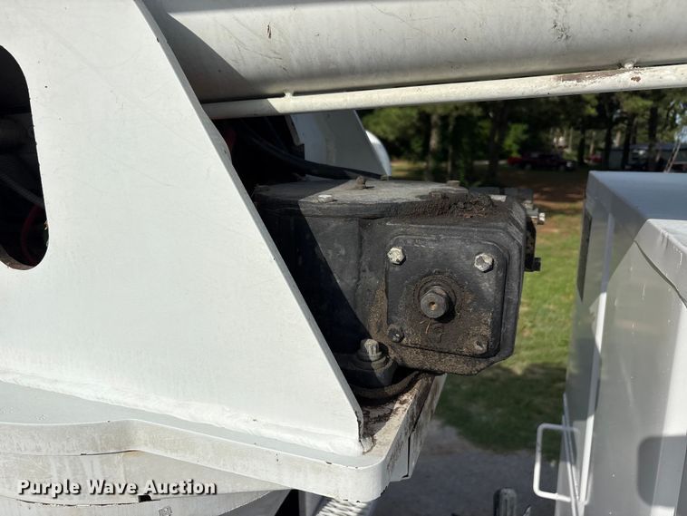 image for item EU5764 2010 Freightliner M2 forestry bucket truck