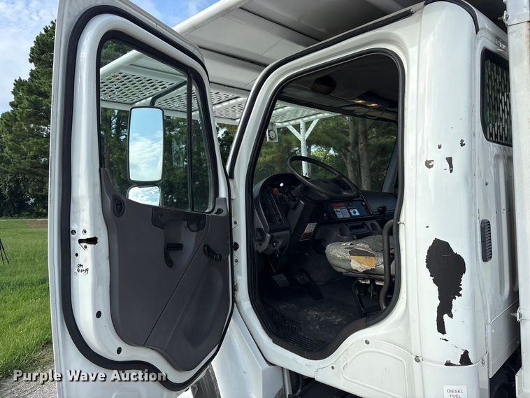 image for item EU5764 2010 Freightliner M2 forestry bucket truck