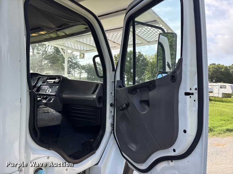 image for item EU5764 2010 Freightliner M2 forestry bucket truck