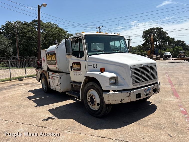 image for item EU5766 2000 Freightliner FL70 fuel / lube truck