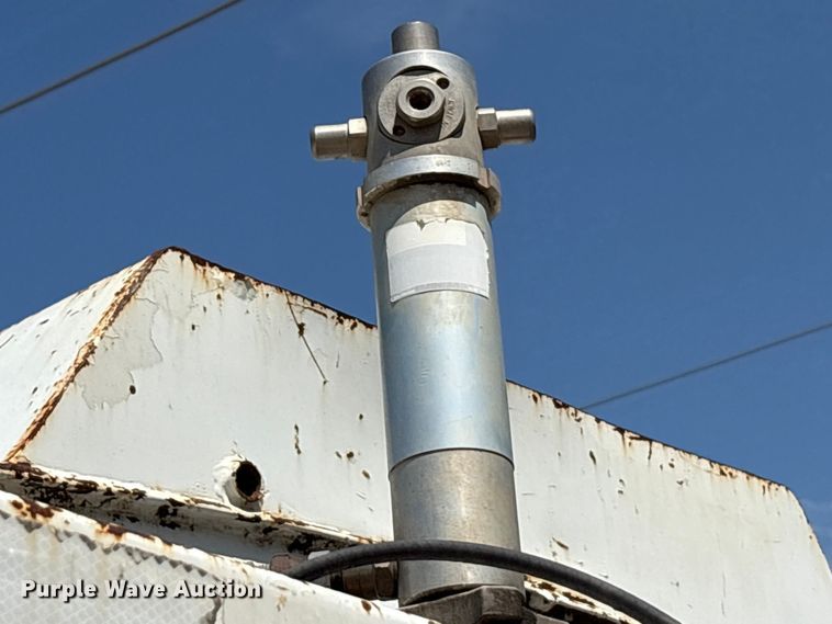 image for item EU5766 2000 Freightliner FL70 fuel / lube truck