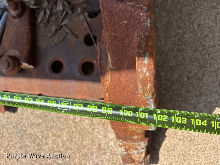 image for item EU5770 Caterpillar 963 track loader bucket