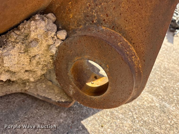 image for item EU5770 Caterpillar 963 track loader bucket
