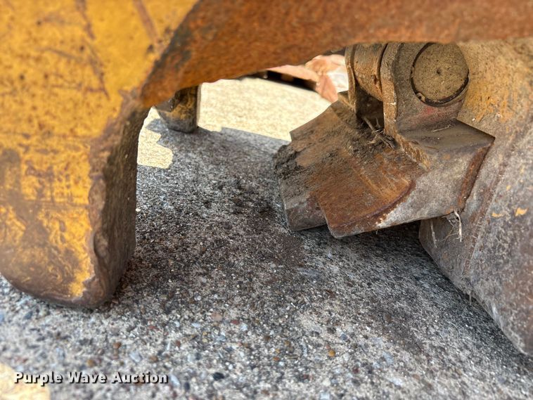 image for item EU5773 Caterpillar 390-1017 coupler