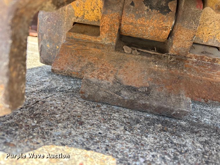 image for item EU5773 Caterpillar 390-1017 coupler