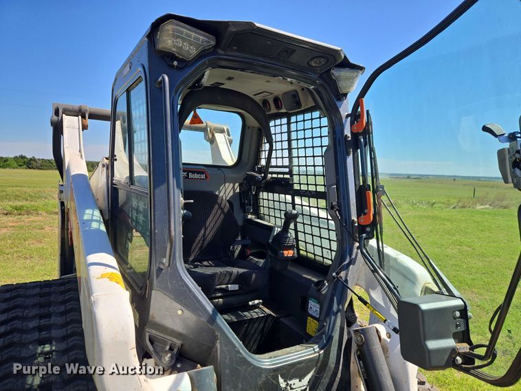 image for item EW0099 2020 Bobcat T76 tracked skid steer loader