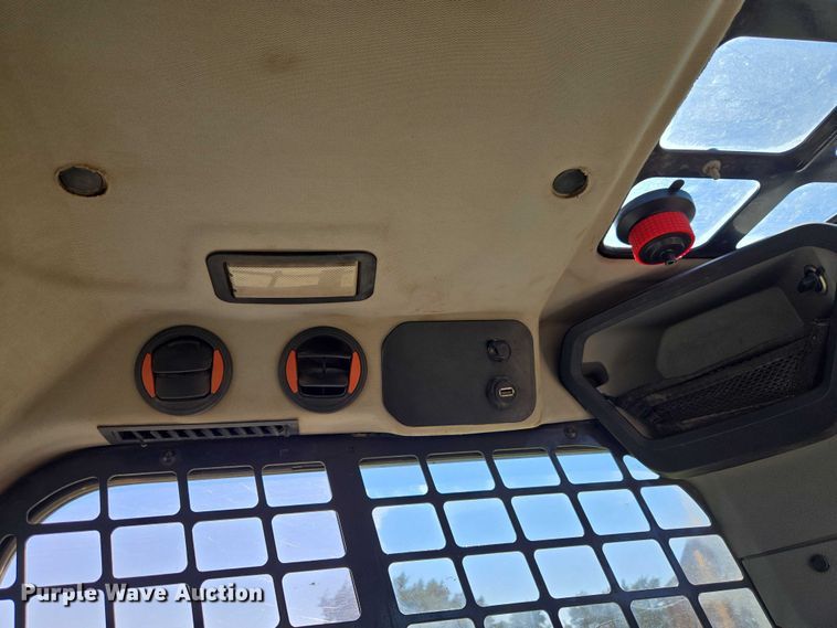 image for item EW0099 2020 Bobcat T76 tracked skid steer loader