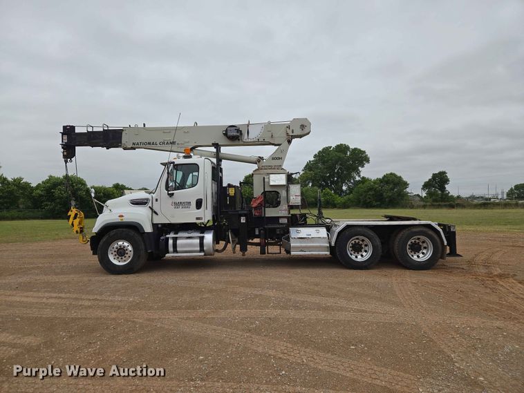 image for item EW0172 2017 Freightliner 114SD crane truck