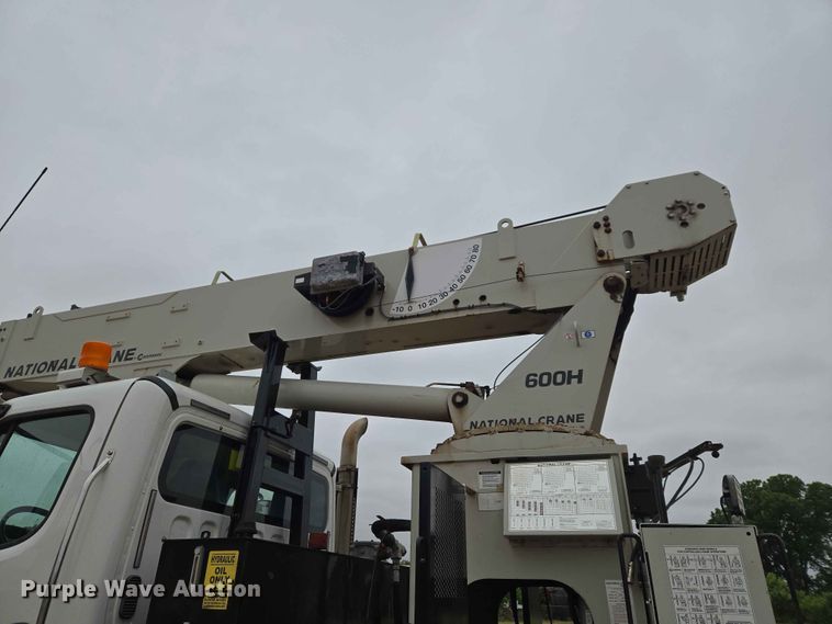image for item EW0172 2017 Freightliner 114SD crane truck